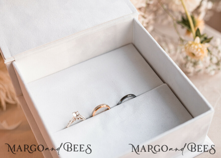 RING BEARER BOXES & PILLOWS Velvet ring box for wedding ceremony Pure White Ring Box for Wedding Ceremony 3 rings, White Golden velvet Wedding Ring Box for ceremony, Glamour Wedding Ring Boxes his hers, Luxury Velvet Ring box double Custom Colors