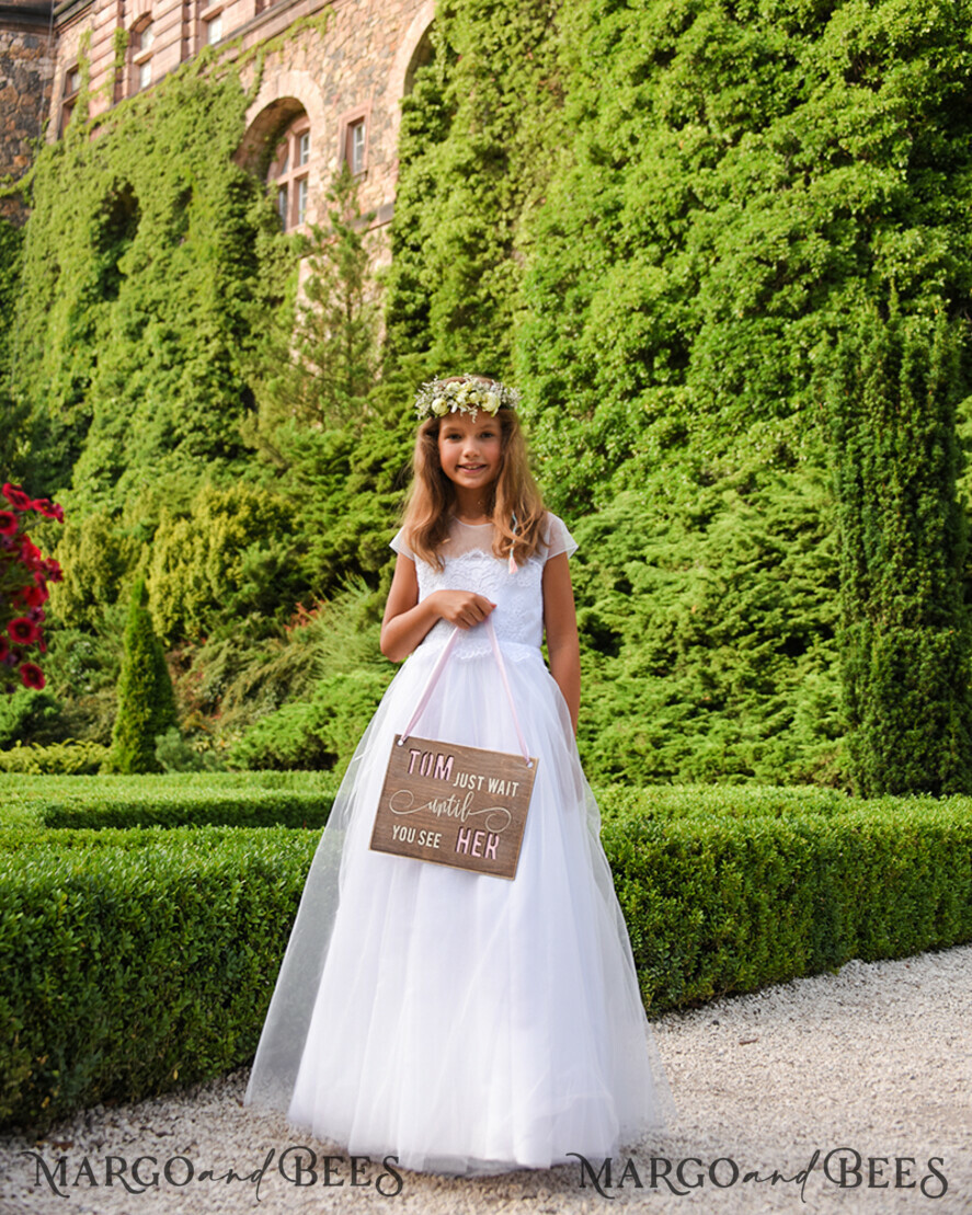FLOWER GIRL / Page Boy SIGNS rustic Personalised wood wedding sign, Wooden Page boy sign, Wood Engraved flower girl sign, flower girl wedding day sign, rustic wedding decor for flower girl, daddy here comes mummy, here comes the bride