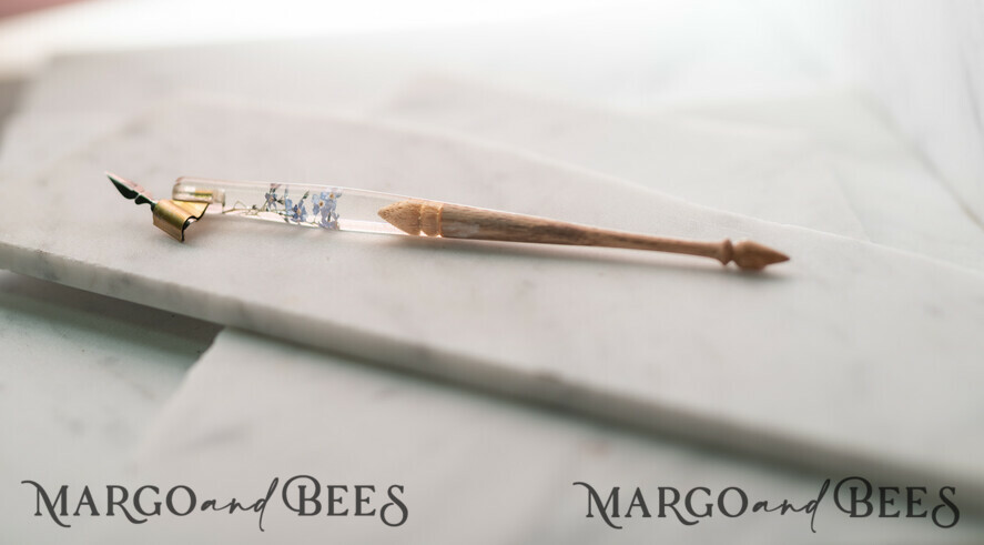 WOODEN PENHOLDERS Wood and resin English Oblique Pen, Handmade resin forget me not flowers Wooden Antique Dip Pen, Wood Oblique Calligraphy Pen Holder, perfect gift for her, practicing Quill