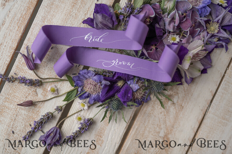 PLACE CARDS / TABLE CARDS calligraphy Purple Calligraphy Elegant Wedding Place Cards, Modern Unique Name Tags For Your Wedding Tables, Purple Luxury Name Tag, Custom Minimalistic Wedding Place Cards