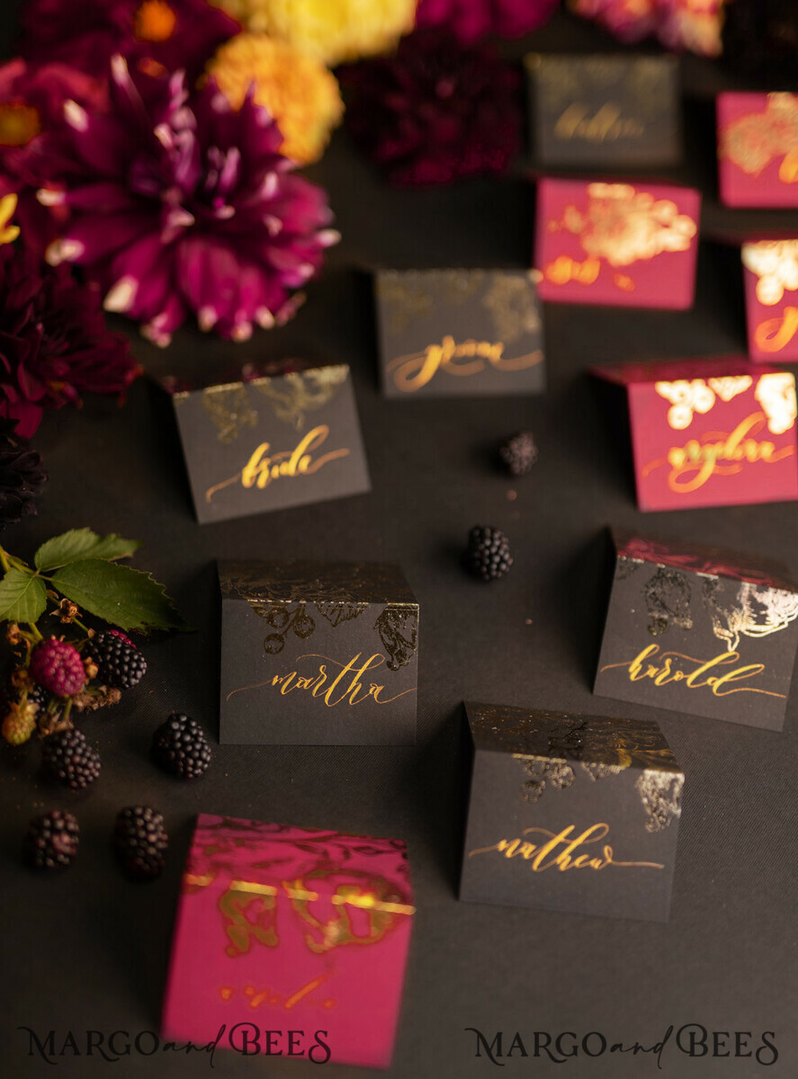 PLACE CARDS / TABLE CARDS calligraphy Luxury Modern Black Place Cards, Elegant Marsala Place Card with Gold printout, Romantic Name Tags For Your Wedding Tables, Calligraphy style Wedding Cards
