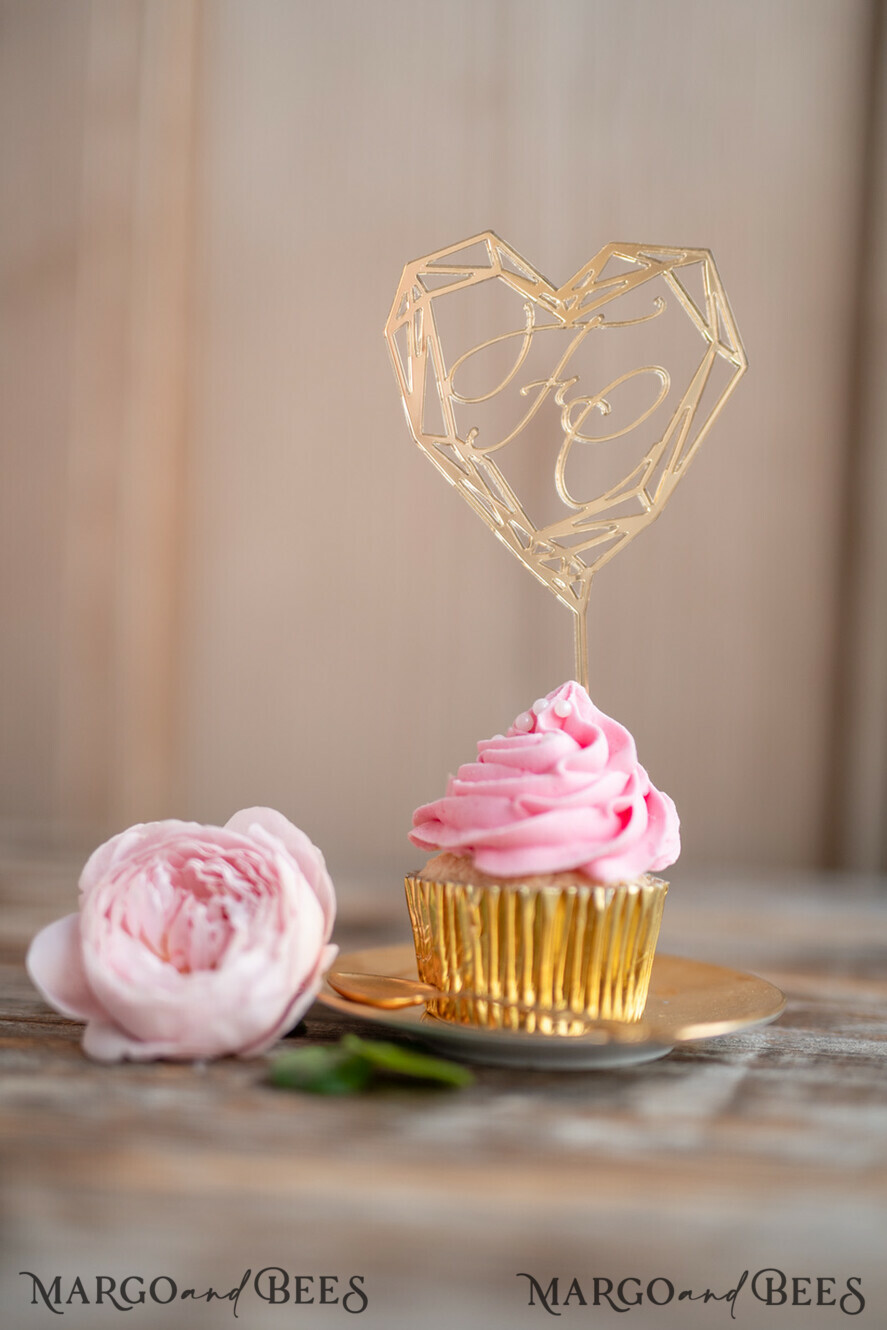 CAKE TOPPER Acrylic cake topper, plastic cake topper