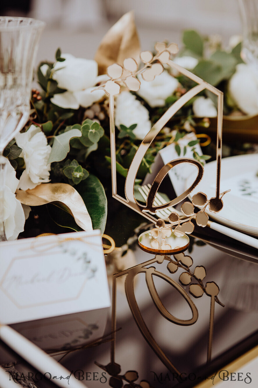 TABLE DECOR SIGNS Acrylic table decor Numbers Acrylic Gold Table Numbers, Mirror Acrylic and gold Sign, Gold Plexi Table Numbers, Luxury Wedding Table Decor, Wedding Signage Golden Eucalyptus, Editable Text