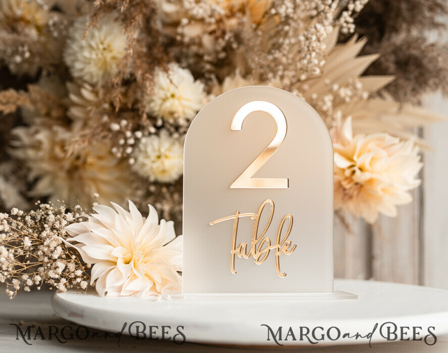 TABLE DECOR SIGNS Acrylic table decor Numbers Acrylic Arched Table Numbers, Frozen Acrylic And Gold Signs, Gold Plexi Table Numbers, Luxury Wedding Table Decor,Wedding Signage 3D Golden Mirror Table Numbers