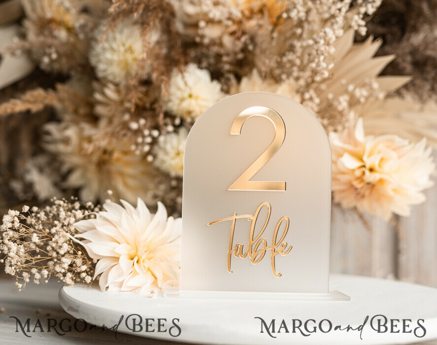 TABLE DECOR SIGNS Acrylic table decor Numbers Acrylic Arched Table Numbers, Frozen Acrylic And Gold Signs, Gold Plexi Table Numbers, Luxury Wedding Table Decor,Wedding Signage 3D Golden Mirror Table Numbers