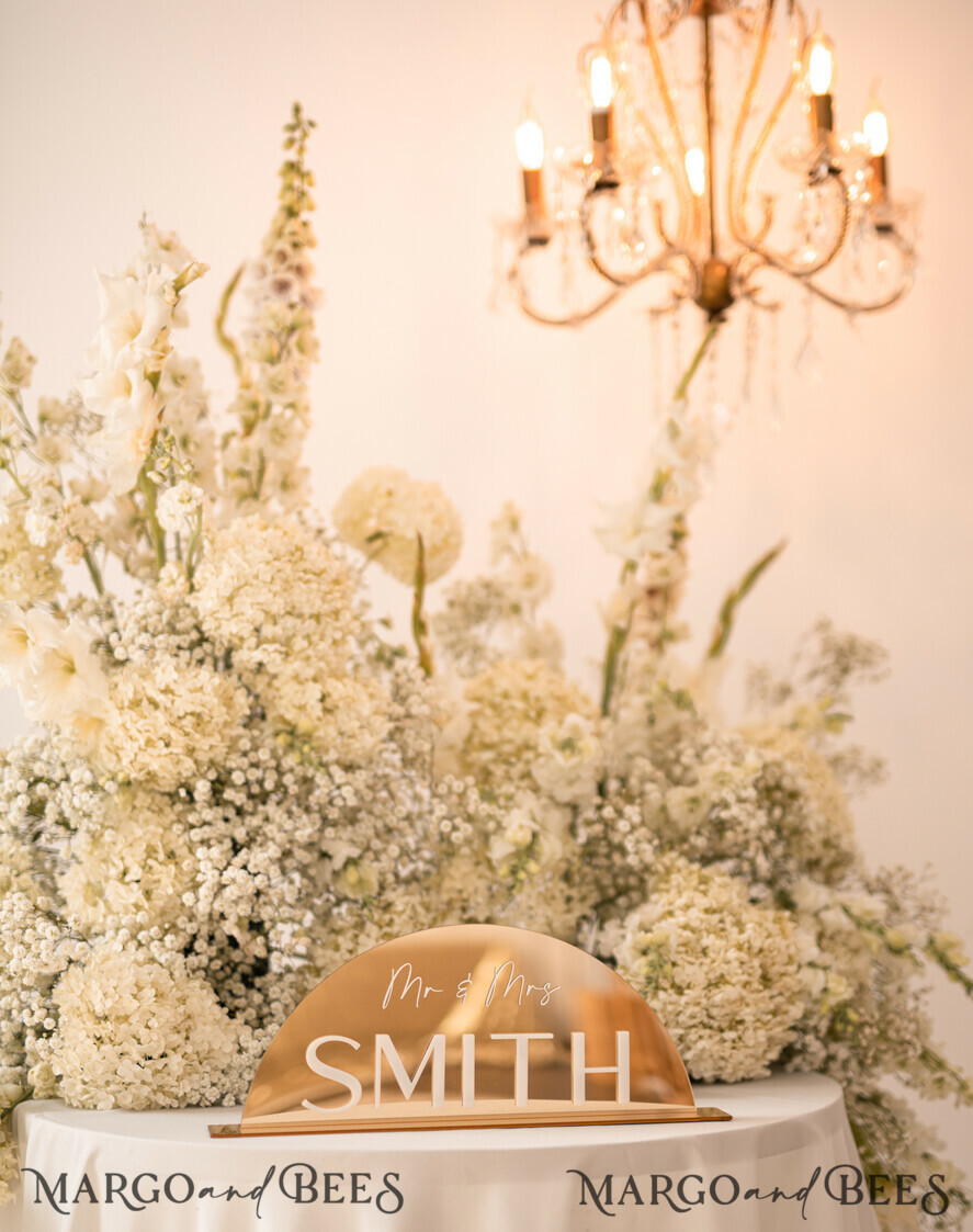 TABLE DECOR SIGNS Acrylic table decor Numbers Acrylic Arch Top Table Sign, Gold Mirror Acrylic Sign, Golden Plexi Top Table Sign, Luxury Wedding Table Decor, Custom Wedding Signage Golden Mirror Cards Sign