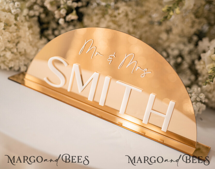 TABLE DECOR SIGNS Acrylic table decor Numbers Acrylic Arch Top Table Sign, Gold Mirror Acrylic Sign, Golden Plexi Top Table Sign, Luxury Wedding Table Decor, Custom Wedding Signage Golden Mirror Cards Sign