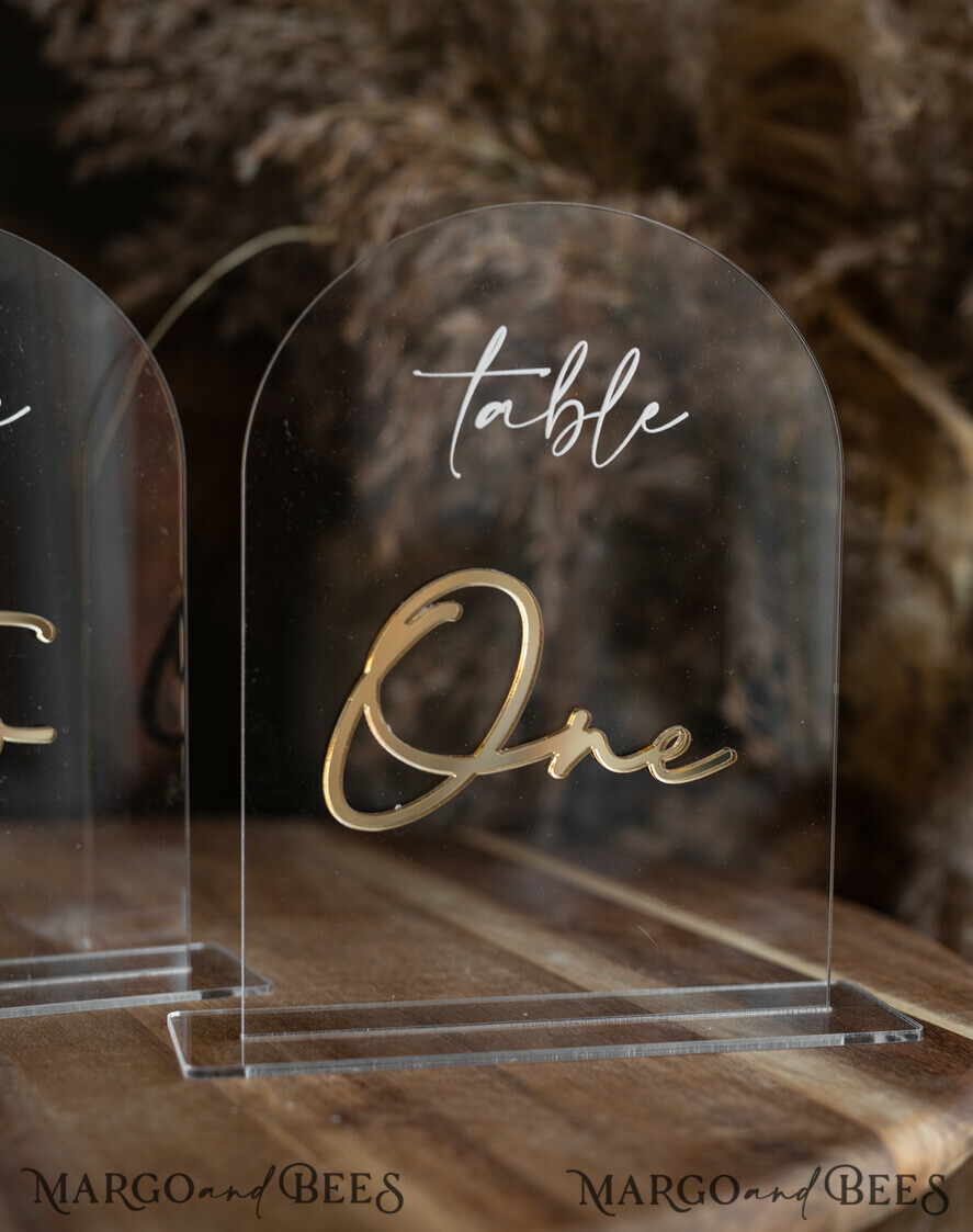 TABLE DECOR SIGNS Acrylic table decor Numbers Transparent Acrylic Arch Table Numbers, Clear Acrylic And Gold Signs, Gold Plexi Table Numbers, Luxury Wedding Table Decor, Wedding Signage Golden Mirror Number