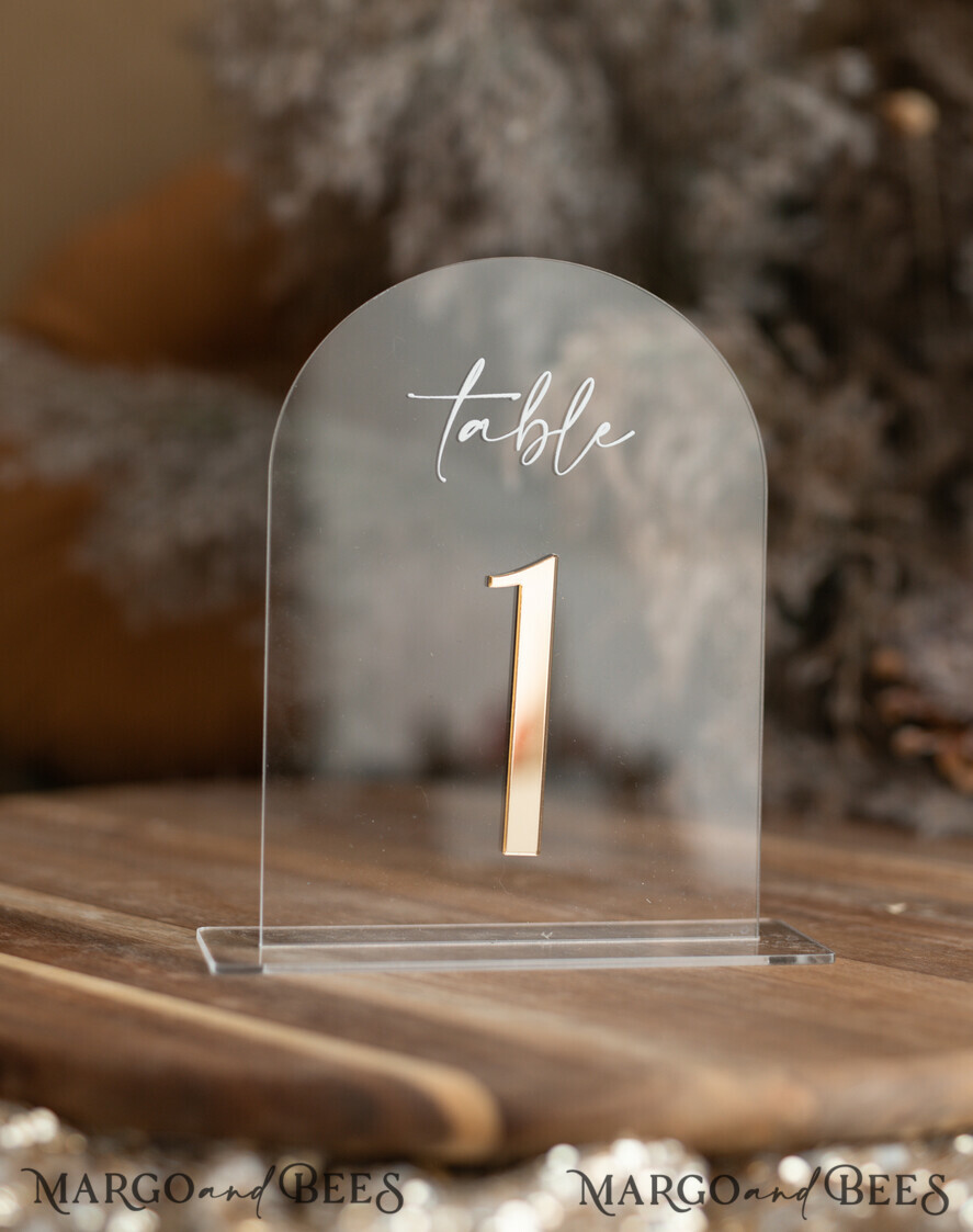 TABLE DECOR SIGNS Acrylic table decor Numbers Acrylic Arch Table Numbers, Clear Acrylic gold Signs, Gold Plexi Table Numbers, Luxury Wedding Table Decor, Wedding Signage Gold mirror UV white, table numbers