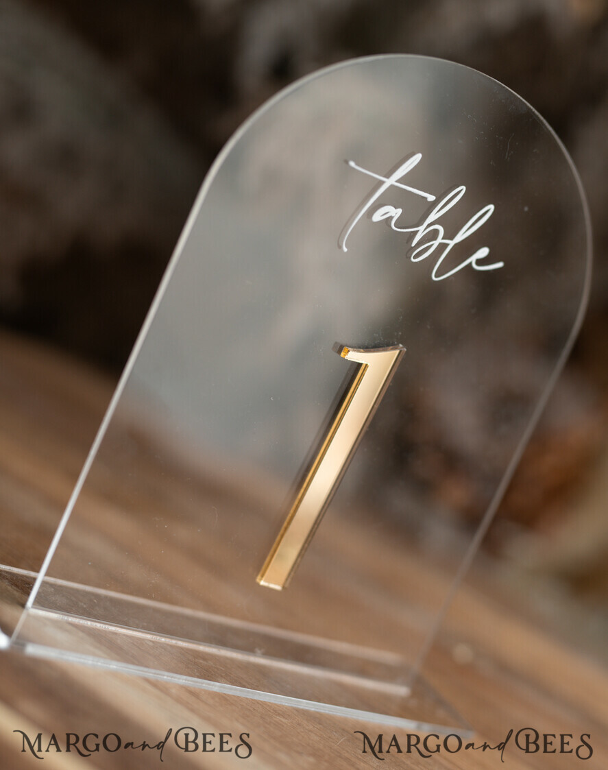 TABLE DECOR SIGNS Acrylic table decor Numbers Acrylic Arch Table Numbers, Clear Acrylic gold Signs, Gold Plexi Table Numbers, Luxury Wedding Table Decor, Wedding Signage Gold mirror UV white, table numbers