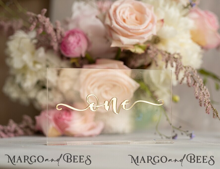 TABLE DECOR SIGNS Acrylic table decor Numbers Acrylic Table Numbers, Clear Acrylic and gold Signs, 3D Gold Plexi Table Numbers, Luxury Wedding Table Decor, Wedding Golden mirror table numbers, editable text