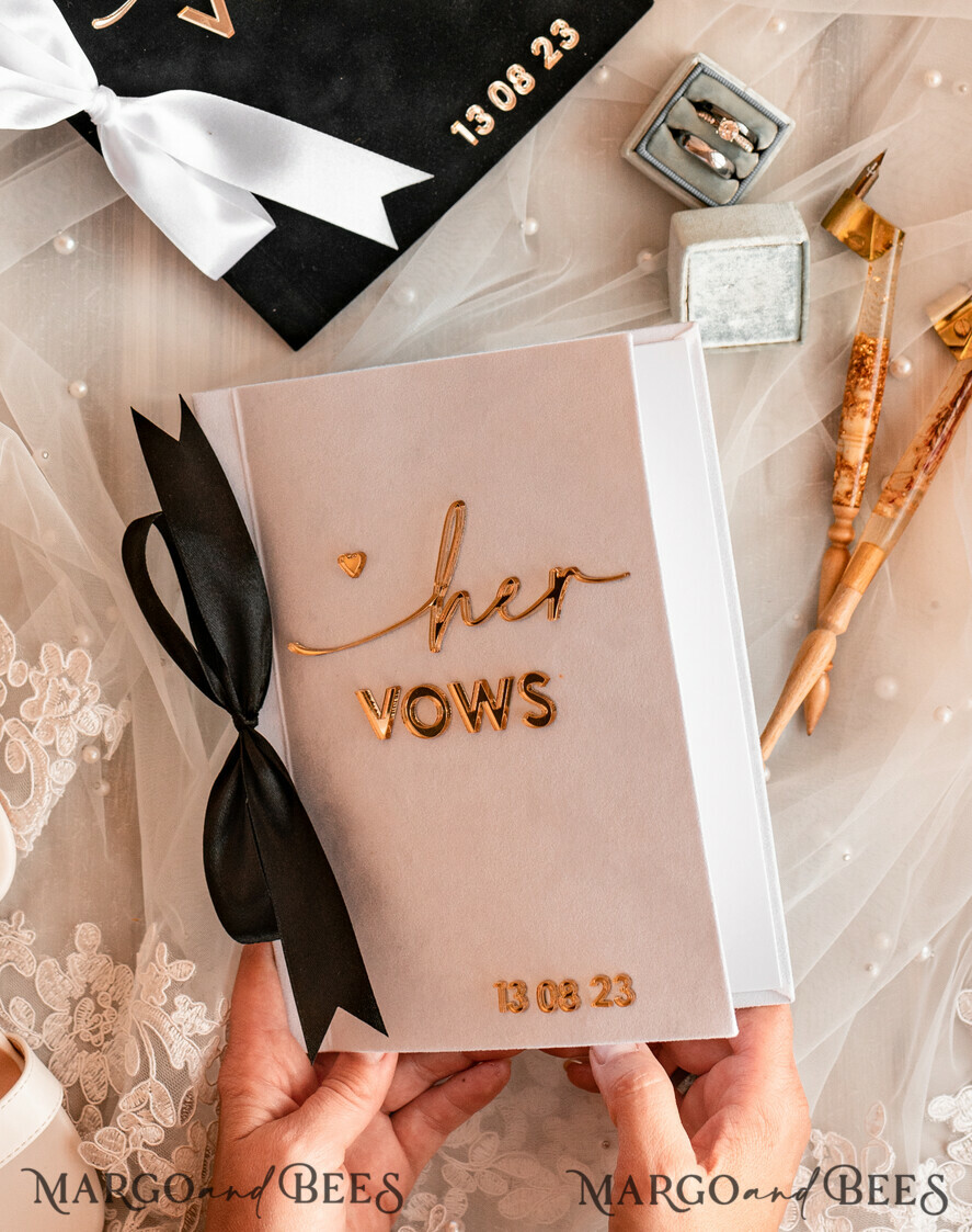 WEDDING VOWS Acrylic Clear Gold Elegant Classic Bride and groom vow books, Black White Gold wedding vow books set of two, Velvet personalized vow booklets, Golden Mirror his and her vow books, Acrylic His Hers Gold custom wedding vow cases, bridal shower gift