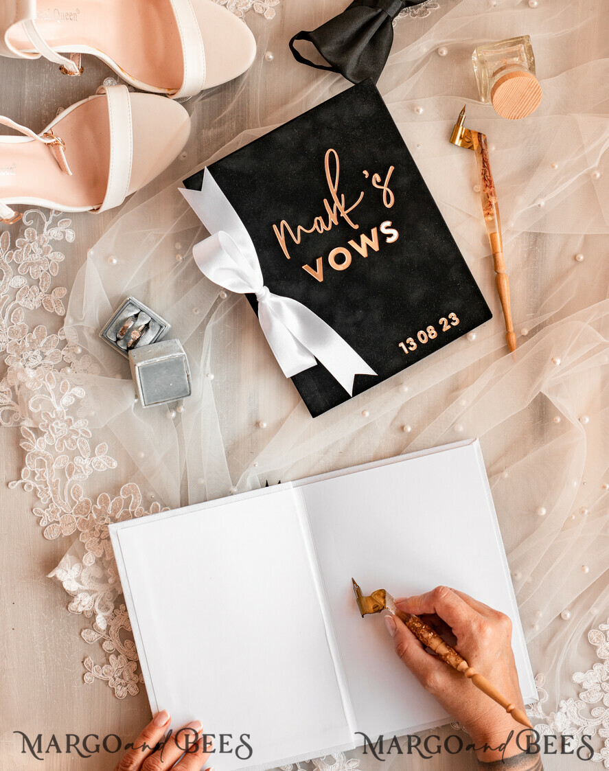 WEDDING VOWS Acrylic Clear Gold Elegant Classic Bride and groom vow books, Black White Gold wedding vow books set of two, Velvet personalized vow booklets, Golden Mirror his and her vow books, Acrylic His Hers Gold custom wedding vow cases, bridal shower gift