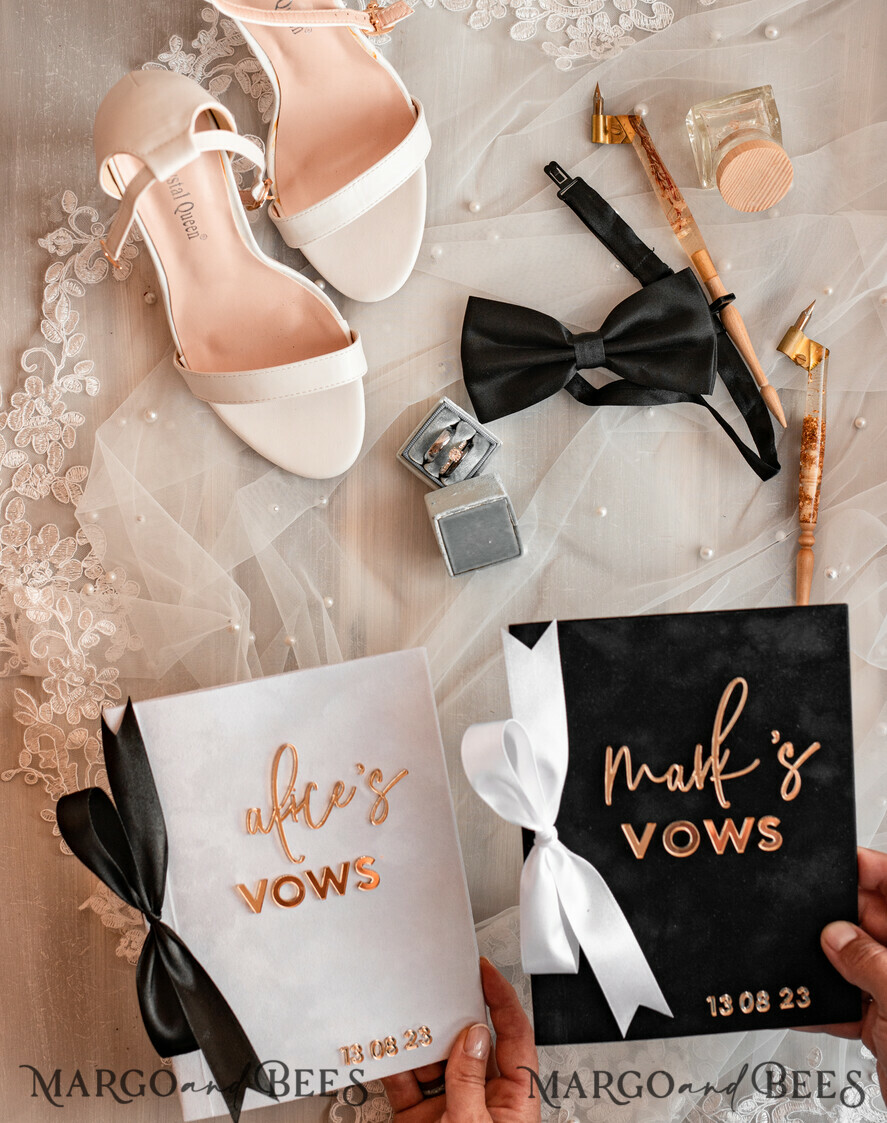WEDDING VOWS Acrylic Clear Gold Elegant Classic Bride and groom vow books, Black White Gold wedding vow books set of two, Velvet personalized vow booklets, Golden Mirror his and her vow books, Acrylic His Hers Gold custom wedding vow cases, bridal shower gift