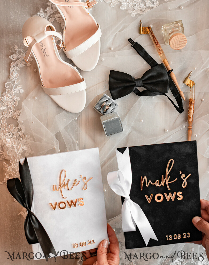 WEDDING VOWS Acrylic Clear Gold Elegant Classic Bride and groom vow books, Black White Gold wedding vow books set of two, Velvet personalized vow booklets, Golden Mirror his and her vow books, Acrylic His Hers Gold custom wedding vow cases, bridal shower gift