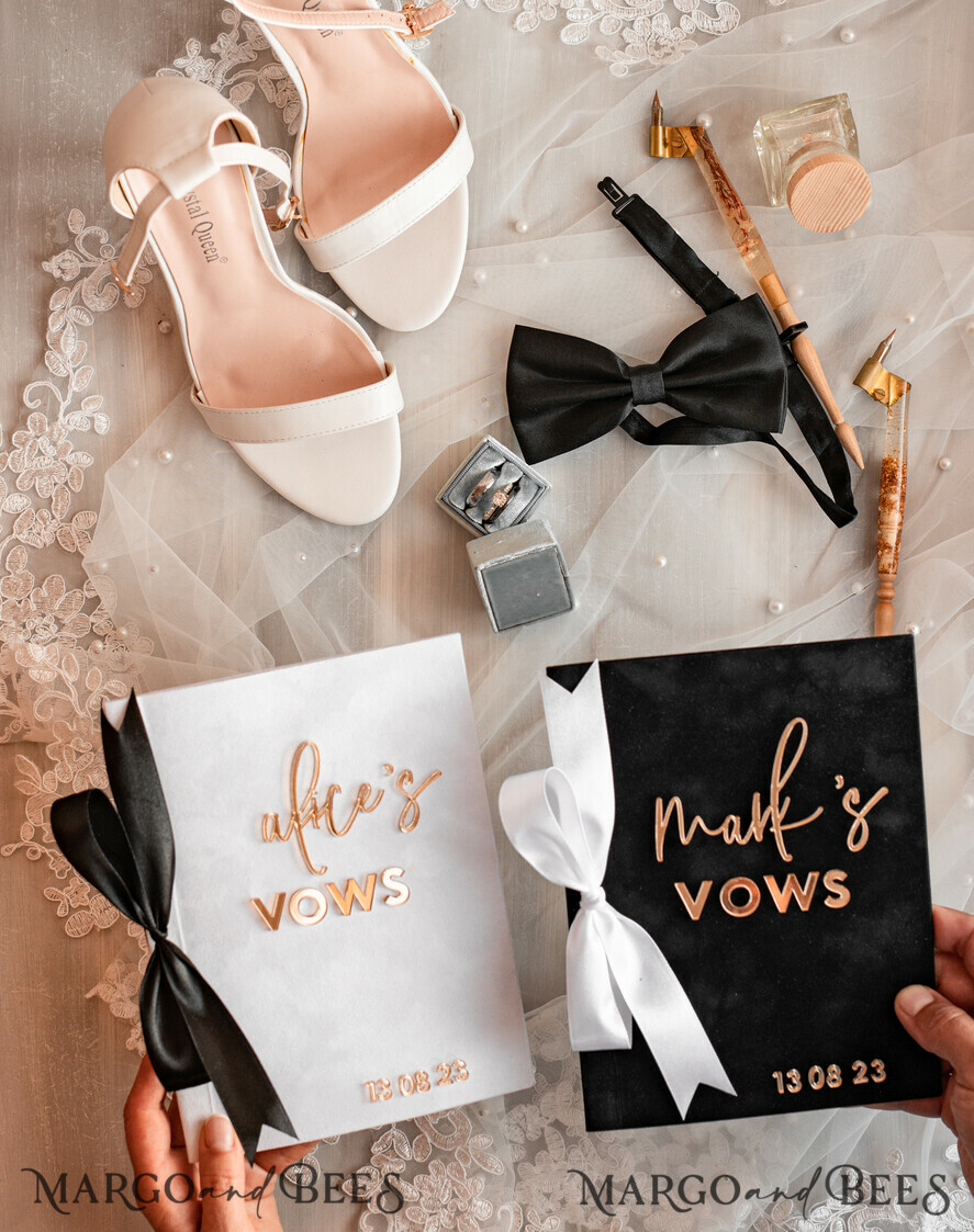 WEDDING VOWS Acrylic Clear Gold Elegant Classic Bride and groom vow books, Black White Gold wedding vow books set of two, Velvet personalized vow booklets, Golden Mirror his and her vow books, Acrylic His Hers Gold custom wedding vow cases, bridal shower gift