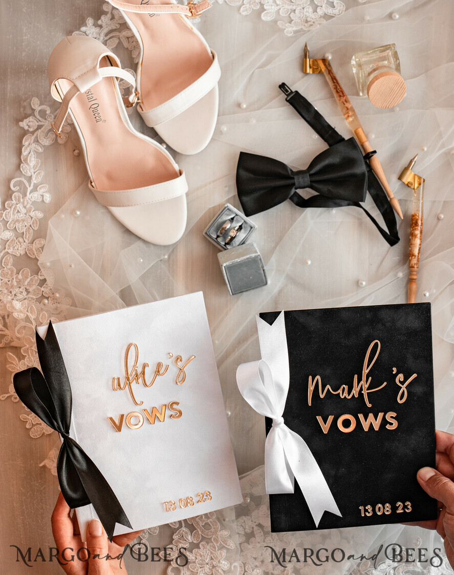 WEDDING VOWS Acrylic Clear Gold Elegant Classic Bride and groom vow books, Black White Gold wedding vow books set of two, Velvet personalized vow booklets, Golden Mirror his and her vow books, Acrylic His Hers Gold custom wedding vow cases, bridal shower gift