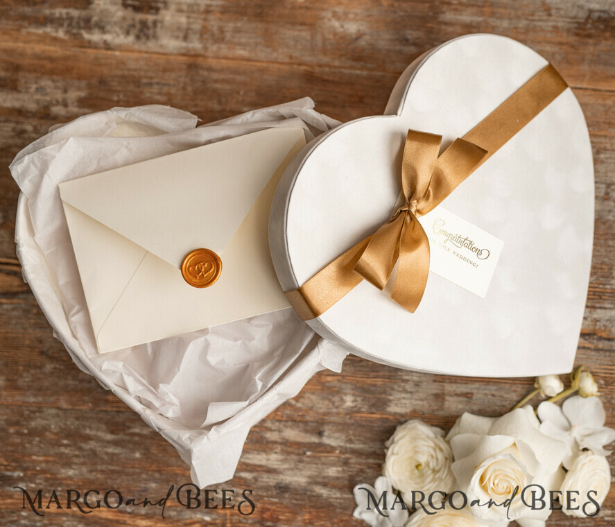 NEWLY WEDS COUPLE GIFTS Bride gifts Wedding Gift Bridal Box, Velvet custom wedding Bride Robe, Robe for Bride Present, Custom Box Lace Robe