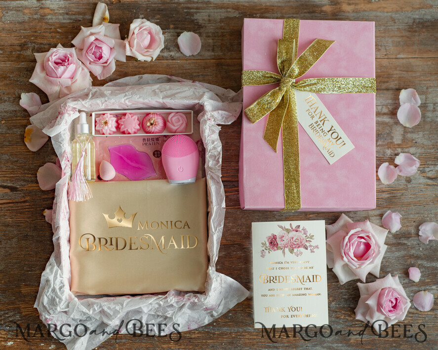 BRIDESMAID/BEST MAN BOX BRIDESMAID THANK YOU Thank You Box Bridesmaid Gold Blush thanks box gratitude gift box robe beauty set maid of honor