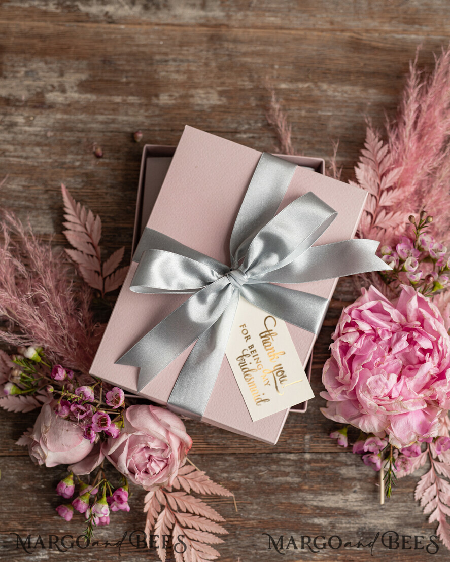 BRIDESMAID/BEST MAN BOX Bridesmaid THANK YOU or PROPOSAL SMALL BOX Maid of Honor Thank you BOX acrylic Thank you card bracelet BRIDESMAID thank you gift box