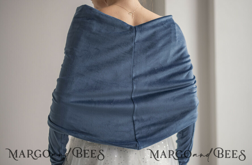 BRIDE bolero, robes, garter WEDDING BOLERO & SHRUGS navy blue velvet bolero with sleeves for bridesmaid, Wedding dress topper for maid of honour, cover for wedding dress, perfect white wedding bolero, velvet wedding bolero