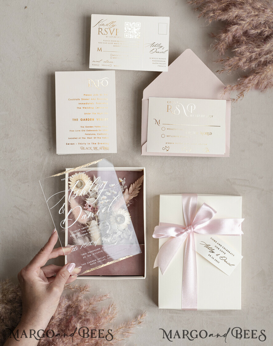WEDDING INVITATIONS Invitations for VIP/ boxed Invites for Parents Natural Dried Flowers Wedding Invitations in velvet box, Plexi Glamour Boxed Wedding Invitation Suite Luxury, Romantic Velvet Wedding Cards, Bespoke Golden Invites