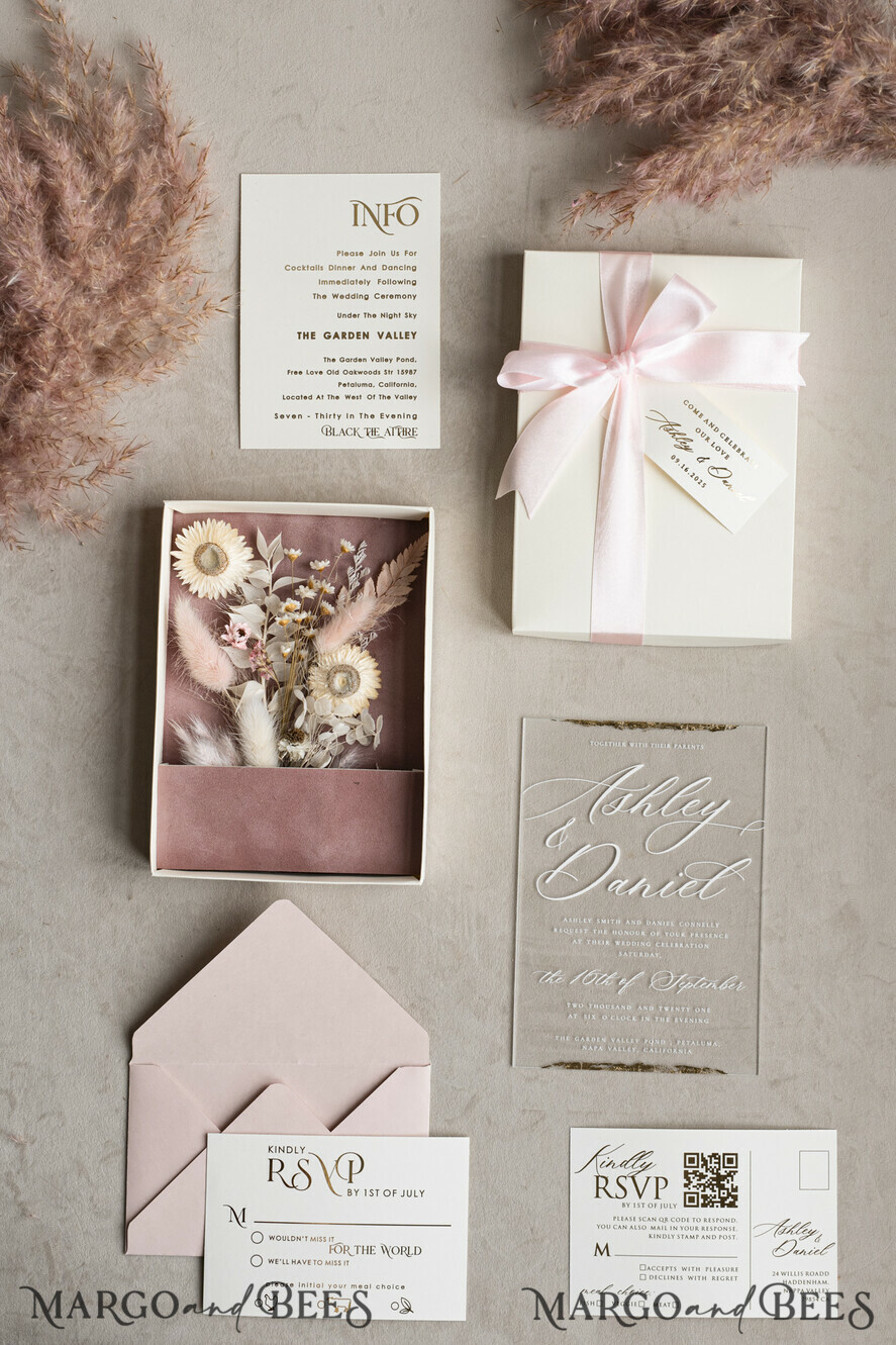 WEDDING INVITATIONS Invitations for VIP/ boxed Invites for Parents Natural Dried Flowers Wedding Invitations in velvet box, Plexi Glamour Boxed Wedding Invitation Suite Luxury, Romantic Velvet Wedding Cards, Bespoke Golden Invites