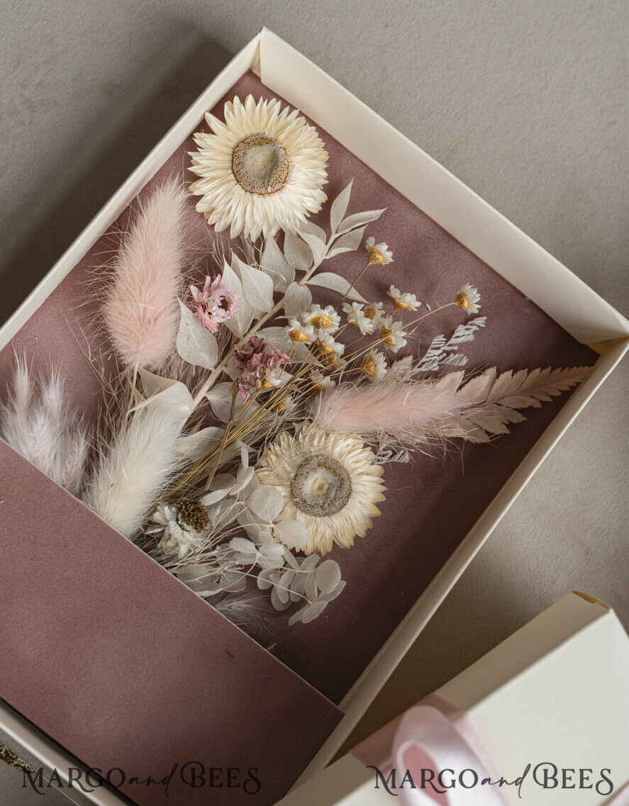 WEDDING INVITATIONS Invitations for VIP/ boxed Invites for Parents Natural Dried Flowers Wedding Invitations in velvet box, Plexi Glamour Boxed Wedding Invitation Suite Luxury, Romantic Velvet Wedding Cards, Bespoke Golden Invites