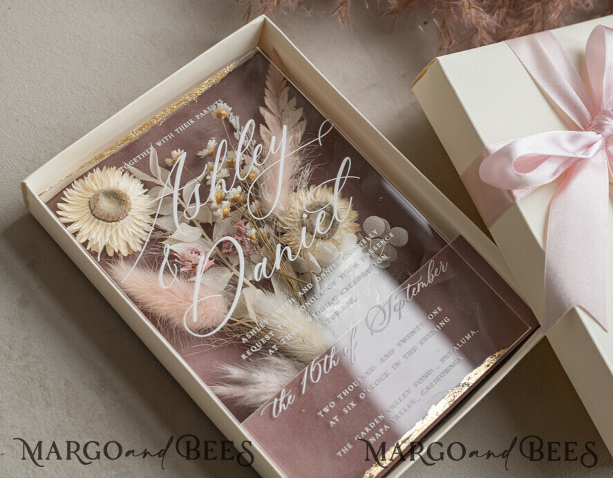 WEDDING INVITATIONS Invitations for VIP/ boxed Invites for Parents Natural Dried Flowers Wedding Invitations in velvet box, Plexi Glamour Boxed Wedding Invitation Suite Luxury, Romantic Velvet Wedding Cards, Bespoke Golden Invites