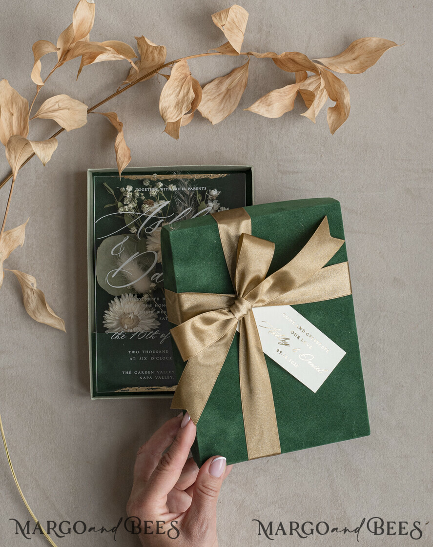 WEDDING INVITATIONS Invitations for VIP/ boxed Invites for Parents Natural Dried Flowers Wedding Invitations in velvet box, Plexi Glamour Boxed Wedding Invitation Suite Luxury, Romantic Velvet Wedding Cards, Bespoke Golden Invites