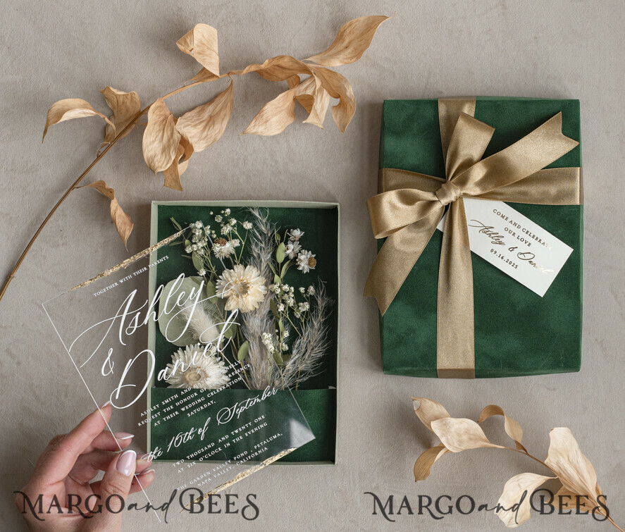 WEDDING INVITATIONS Invitations for VIP/ boxed Invites for Parents Natural Dried Flowers Wedding Invitations in velvet box, Plexi Glamour Boxed Wedding Invitation Suite Luxury, Romantic Velvet Wedding Cards, Bespoke Golden Invites