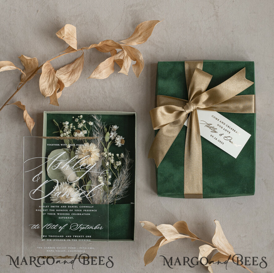 WEDDING INVITATIONS Invitations for VIP/ boxed Invites for Parents Natural Dried Flowers Wedding Invitations in velvet box, Plexi Glamour Boxed Wedding Invitation Suite Luxury, Romantic Velvet Wedding Cards, Bespoke Golden Invites