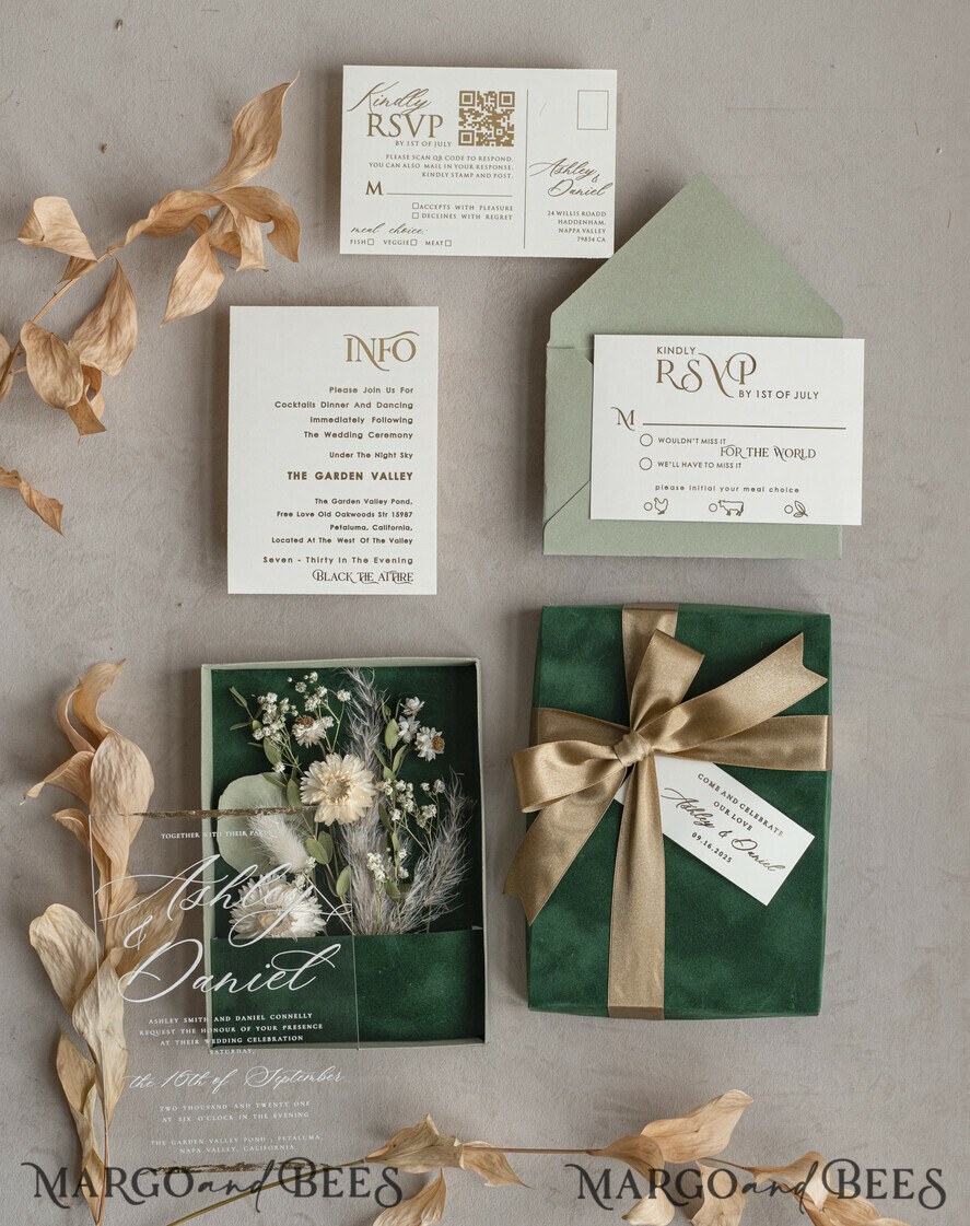 WEDDING INVITATIONS Invitations for VIP/ boxed Invites for Parents Natural Dried Flowers Wedding Invitations in velvet box, Plexi Glamour Boxed Wedding Invitation Suite Luxury, Romantic Velvet Wedding Cards, Bespoke Golden Invites