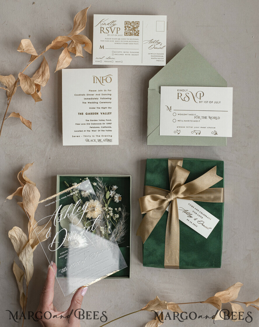 WEDDING INVITATIONS Invitations for VIP/ boxed Invites for Parents Natural Dried Flowers Wedding Invitations in velvet box, Plexi Glamour Boxed Wedding Invitation Suite Luxury, Romantic Velvet Wedding Cards, Bespoke Golden Invites