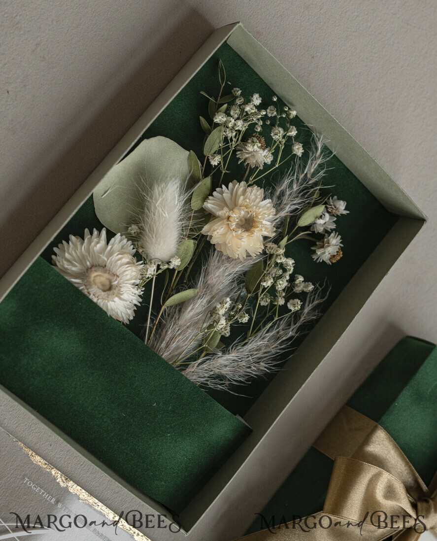 WEDDING INVITATIONS Invitations for VIP/ boxed Invites for Parents Natural Dried Flowers Wedding Invitations in velvet box, Plexi Glamour Boxed Wedding Invitation Suite Luxury, Romantic Velvet Wedding Cards, Bespoke Golden Invites
