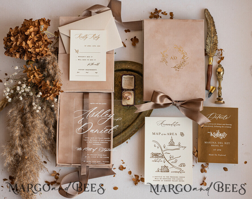 WEDDING INVITATIONS Invitations for VIP/ boxed Invites for Parents Luxury Gold Foil Wedding Invitations in velvet box, Plexi Glamour Wedding Invitation Suite Luxury Box, Romantic Velvet Wedding Cards, Bespoke Golden Invites