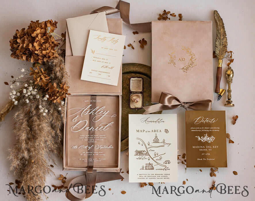 WEDDING INVITATIONS Invitations for VIP/ boxed Invites for Parents Luxury Gold Foil Wedding Invitations in velvet box, Plexi Glamour Wedding Invitation Suite Luxury Box, Romantic Velvet Wedding Cards, Bespoke Golden Invites