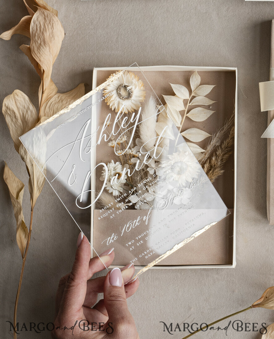 WEDDING INVITATIONS Invitations for VIP/ boxed Invites for Parents Natural Dried Flowers Wedding Invitations in velvet box, Plexi Glamour Boxed Wedding Invitation Suite Luxury, Romantic Velvet Wedding Cards, Bespoke Golden Invites