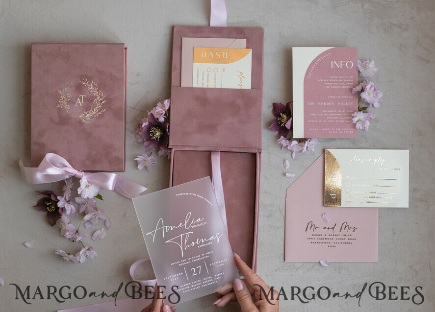 WEDDING INVITATIONS Invitations for VIP/ boxed Invites for Parents Acrylic Wedding Invitations in velvet box, Frozen Plexi Glamour Wedding Invitation Suite Luxury Box, Elegant Velvet Wedding Cards, Bespoke Golden Invites