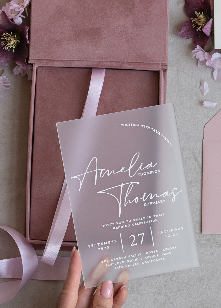 WEDDING INVITATIONS Invitations for VIP/ boxed Invites for Parents Acrylic Wedding Invitations in velvet box, Frozen Plexi Glamour Wedding Invitation Suite Luxury Box, Elegant Velvet Wedding Cards, Bespoke Golden Invites