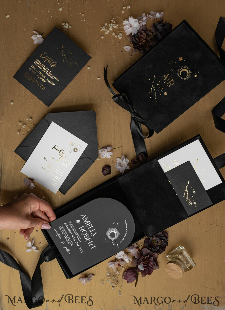WEDDING INVITATIONS Invitations for VIP/ boxed Invites for Parents Arch Acrylic Wedding Invitations in velvet box, Black Plexi Glamour Wedding Invitation Suite Luxury Box, Moon Stars Elegant Velvet Wedding Cards