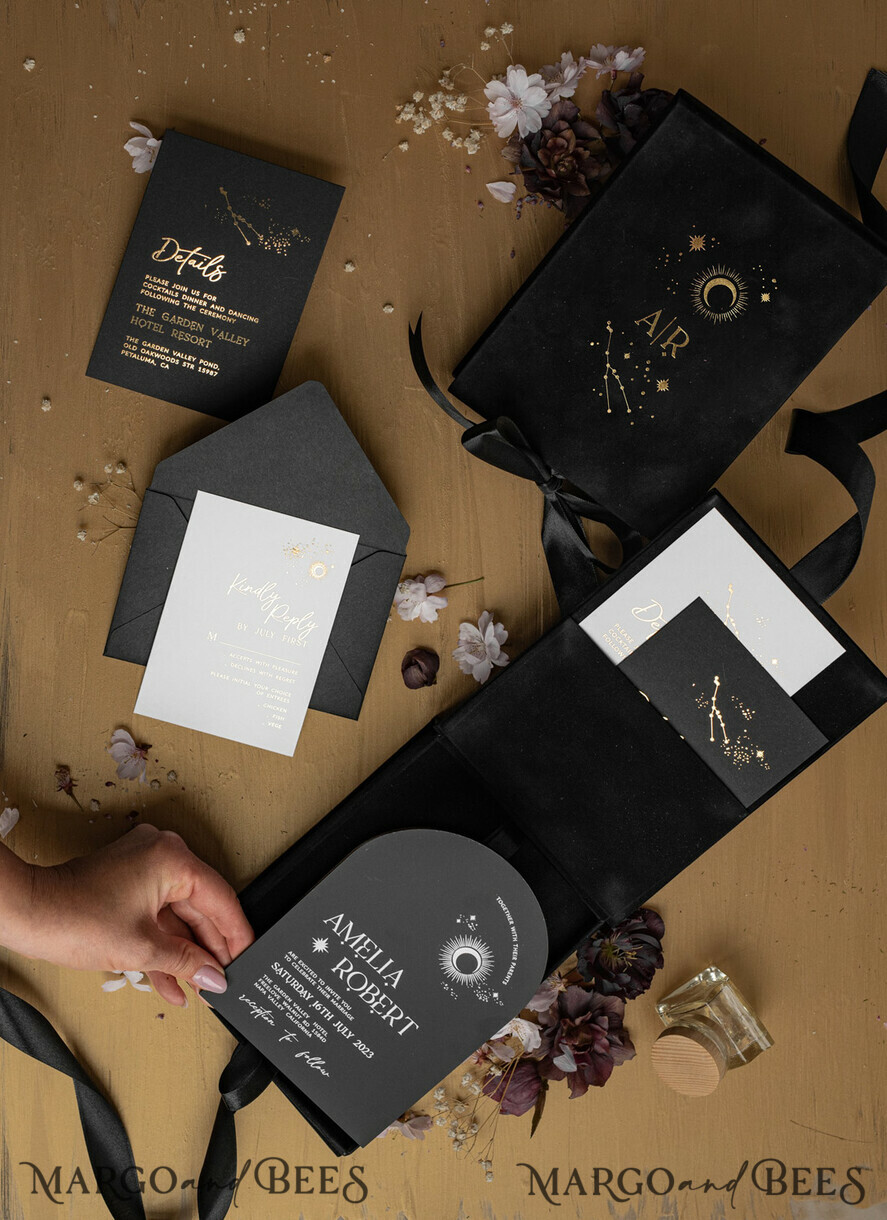 WEDDING INVITATIONS Invitations for VIP/ boxed Invites for Parents Arch Acrylic Wedding Invitations in velvet box, Black Plexi Glamour Wedding Invitation Suite Luxury Box, Moon Stars Elegant Velvet Wedding Cards