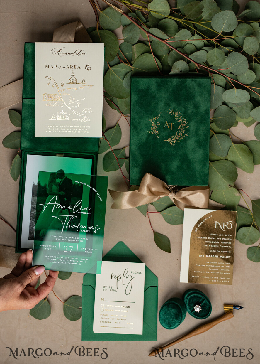 WEDDING INVITATIONS Invitations for VIP/ boxed Invites for Parents Emerald green Velvet Boxed Wedding Invitation Box, Clear Green Plexi glass wedding invitations, Elegant green Velvet Wedding Cards, Bespoke Golden Wedding Stationery, Mirror gold Invitations