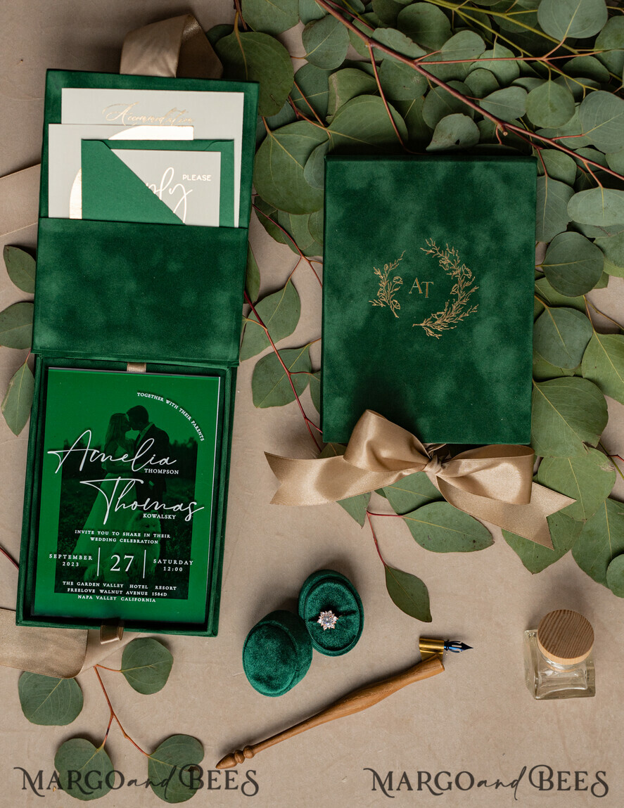 WEDDING INVITATIONS Invitations for VIP/ boxed Invites for Parents Emerald green Velvet Boxed Wedding Invitation Box, Clear Green Plexi glass wedding invitations, Elegant green Velvet Wedding Cards, Bespoke Golden Wedding Stationery, Mirror gold Invitations