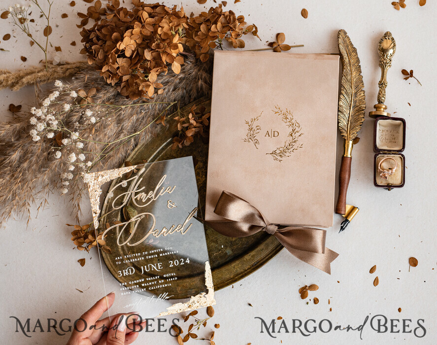 WEDDING INVITATIONS Invitations for VIP/ boxed Invites for Parents Luxury Gold Foil Wedding Invitation Box, Acrylic invitation in Velvet Box, Romantic Velvet Wedding Cards, Bespoke Golden Wedding Stationery, Luxury Invitations