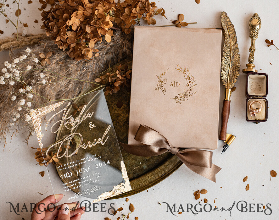 WEDDING INVITATIONS Invitations for VIP/ boxed Invites for Parents Luxury Gold Foil Wedding Invitation Box, Acrylic invitation in Velvet Box, Romantic Velvet Wedding Cards, Bespoke Golden Wedding Stationery, Luxury Invitations