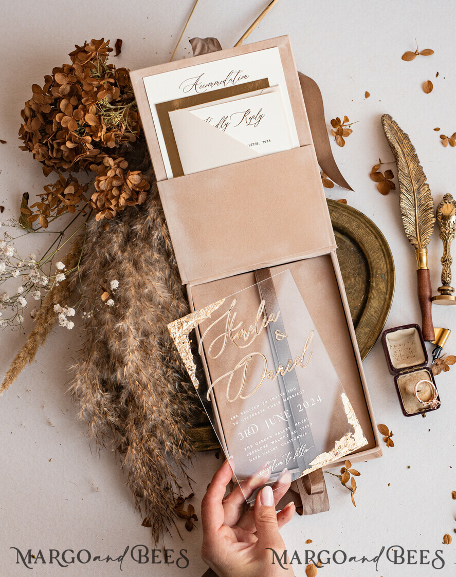 WEDDING INVITATIONS Invitations for VIP/ boxed Invites for Parents Luxury Gold Foil Wedding Invitation Box, Acrylic invitation in Velvet Box, Romantic Velvet Wedding Cards, Bespoke Golden Wedding Stationery, Luxury Invitations
