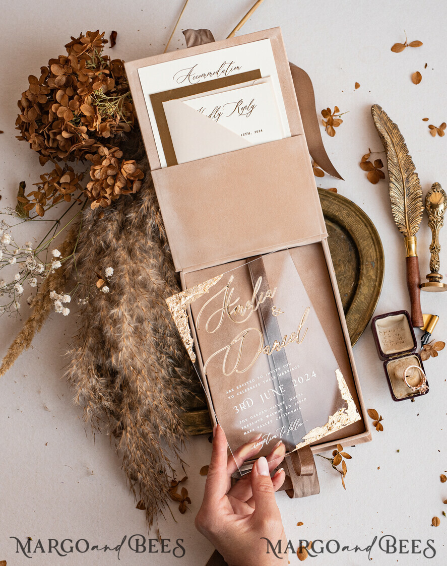 WEDDING INVITATIONS Invitations for VIP/ boxed Invites for Parents Luxury Gold Foil Wedding Invitation Box, Acrylic invitation in Velvet Box, Romantic Velvet Wedding Cards, Bespoke Golden Wedding Stationery, Luxury Invitations
