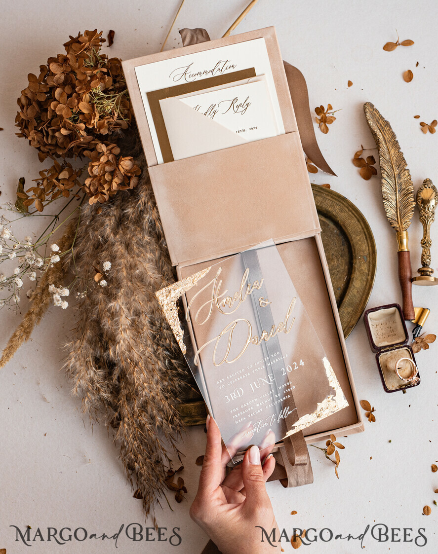 WEDDING INVITATIONS Invitations for VIP/ boxed Invites for Parents Luxury Gold Foil Wedding Invitation Box, Acrylic invitation in Velvet Box, Romantic Velvet Wedding Cards, Bespoke Golden Wedding Stationery, Luxury Invitations