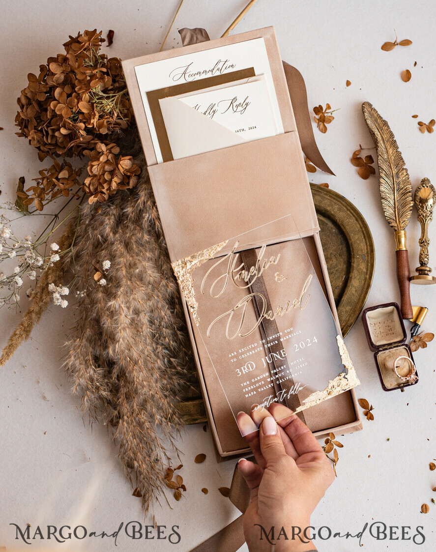 WEDDING INVITATIONS Invitations for VIP/ boxed Invites for Parents Luxury Gold Foil Wedding Invitation Box, Acrylic invitation in Velvet Box, Romantic Velvet Wedding Cards, Bespoke Golden Wedding Stationery, Luxury Invitations